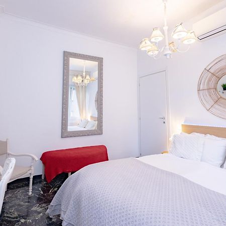 Dolce Casa Di Sve Vicino La Stazione Apartment Genoa Bagian luar foto