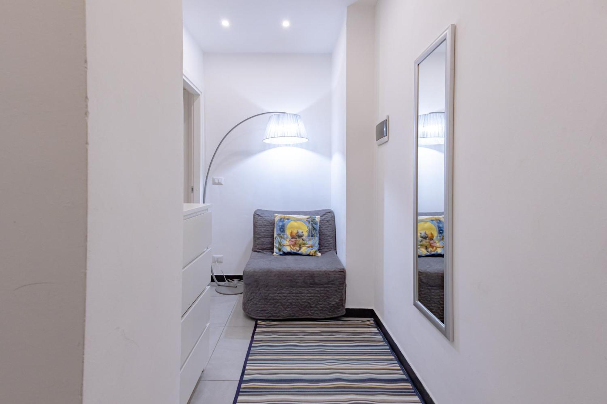 Dolce Casa Di Sve Vicino La Stazione Apartment Genoa Bagian luar foto