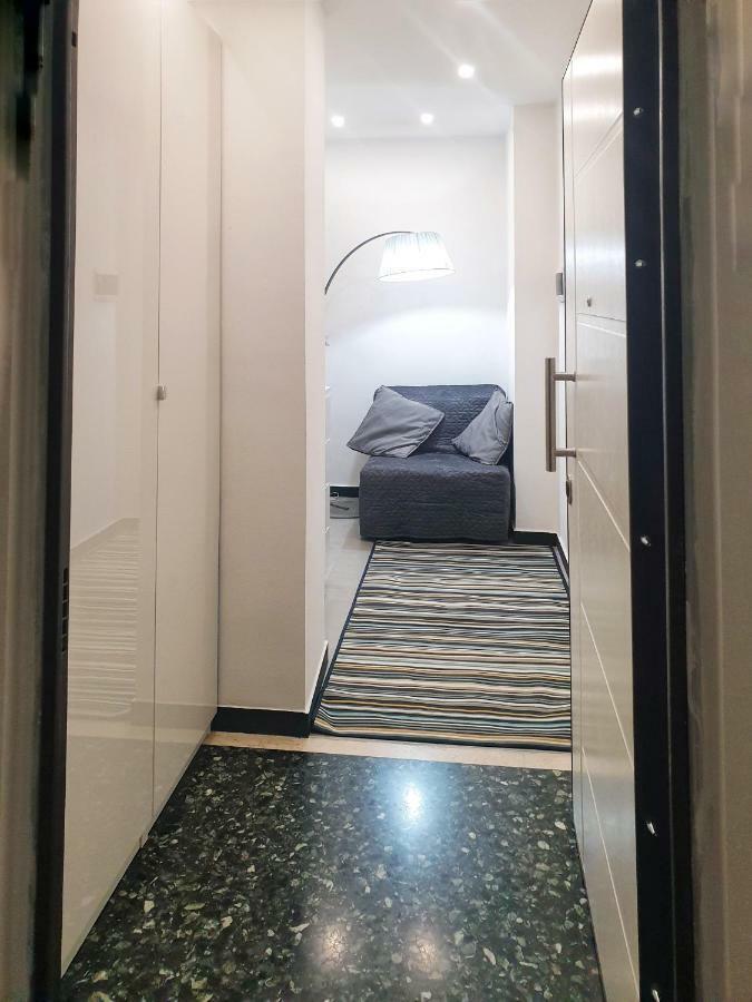 Dolce Casa Di Sve Vicino La Stazione Apartment Genoa Bagian luar foto